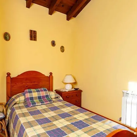 Casa Begona-situada En Sardedo, Ribadesella Linares (Asturias)