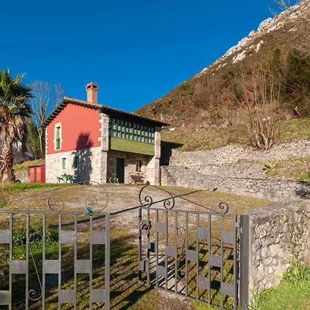 Casa Begona-situada En Sardedo, Ribadesella Horská chata *