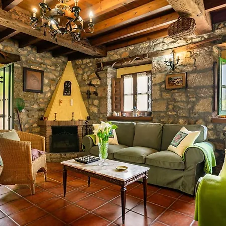 Casa Begona En Ribadesella Linares (Asturias)